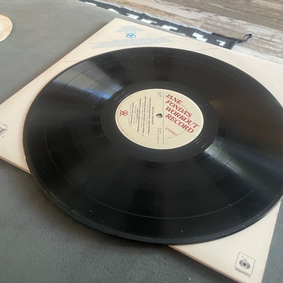 Jane Fonda’s workout vinyl record . Two record set . - Picture 4 of 12